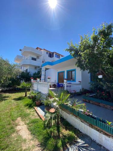 Guesthouse Xhuliano