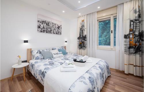 Gorgeous Apartment In Pula With Wifi