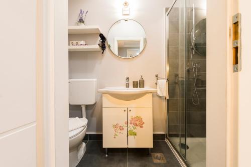 Ванная комната в Serenity Beach apartments