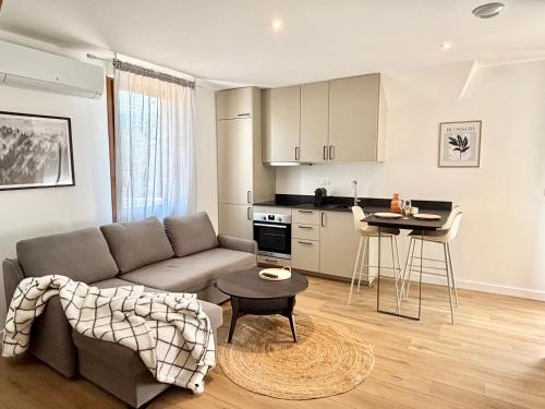 M112 Marquer Superbe T4 spacieux avec balcon et parking, proche de Genève