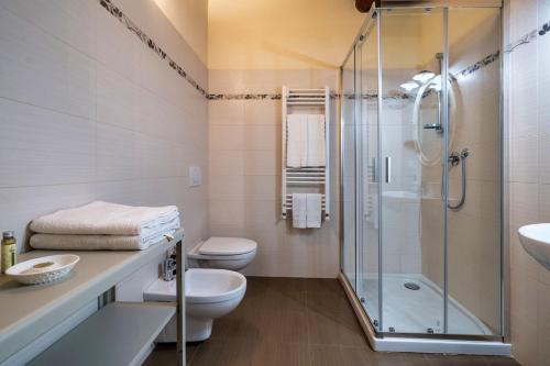 Ένα μπάνιο στο Cozy Apartment near Sangimignano,Volterra,Pisa