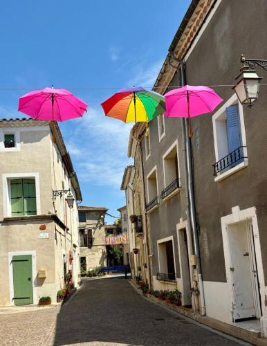 Renovated village house in peaceful town near Med - Air conditioning, balcony