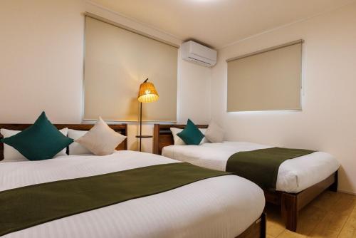 新築 最大12名 BBQ サウナ完備 駐車3台OK 恩納村の貸別荘 リゾートヴィラEast