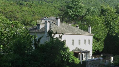 Gamila Rocks Mountain Hotel — Facade/entrance