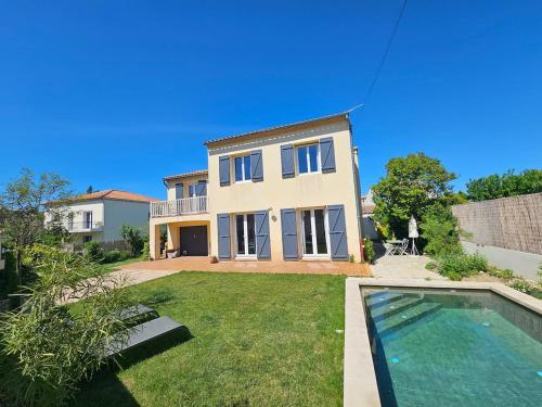 Jolie villa avec piscine proche du centre historique