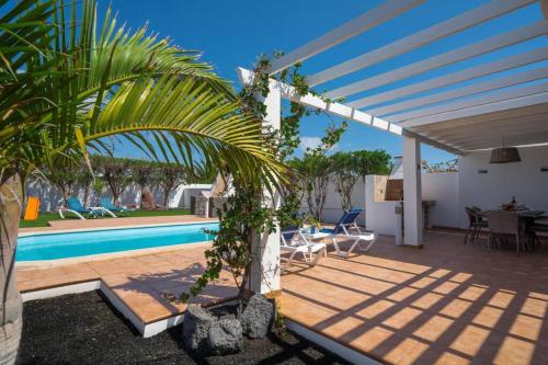 Villa Keira by Optima Villas