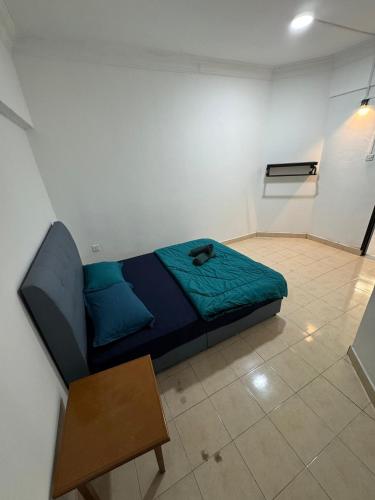 Katil atau katil-katil dalam bilik di Golden Straits Villas Beach Resort