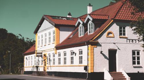 Budova, kde se penzion – hostinec nachází