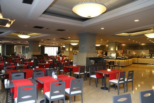 Restaurace v ubytování Meder Resort Hotel - Ultra All Inclusive