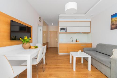 APARTAMENTY MIERZEJA - MARINA, Kąty Rybackie, Klimatyzacja,100 m od Zalewu Wiślanego