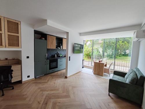 2P apaisant proche Mer et Golf Cannes Mandelieu