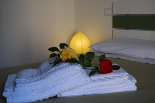 Casa Vacanza e per lavoro Tessyhouseにあるベッド