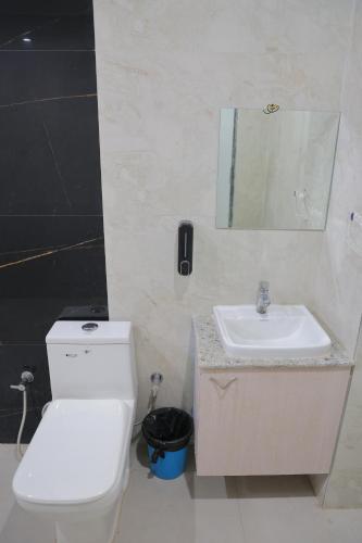 Ванная комната в S K Residency