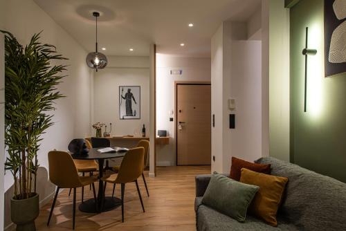 Kaf23 - 2BR apt with Balcony
