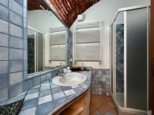 A bathroom at Appartamento G&G