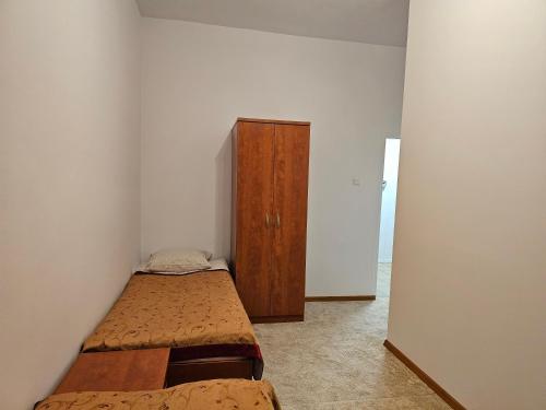 Ein Bett oder Betten in einem Zimmer der Unterkunft Rest Hostel Airport Modlin
