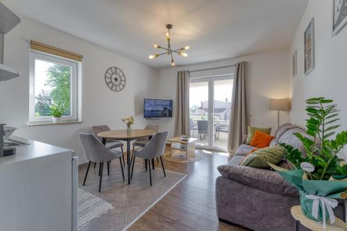 Apartment Tina with Balcony