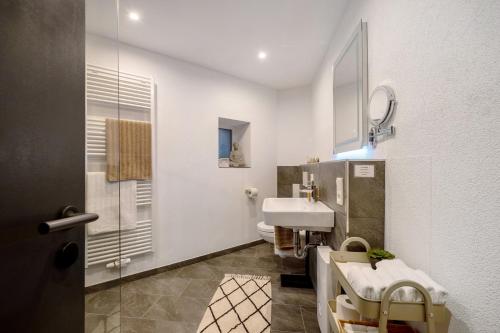 Ένα μπάνιο στο My Little Suite