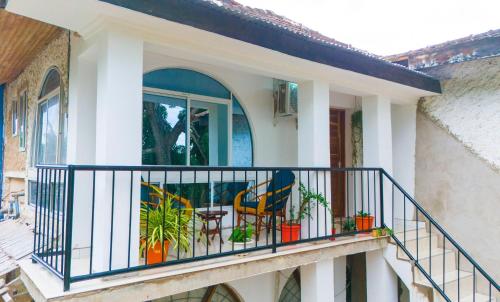 Parveke tai terassi majoituspaikassa Minzi Homes