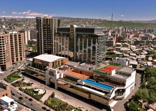 Seven Visions Resort and Places, the Dvin