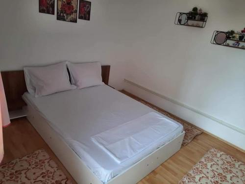 Postel nebo postele na pokoji v ubytování Casa BELLA ELENA