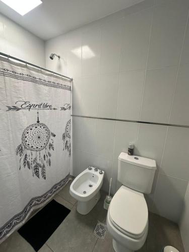 Bilik mandi di un sueño para viajar