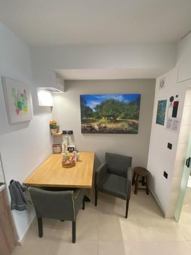 Neos Kosmos Living Space