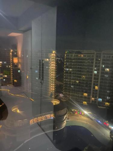Nespecifikovaný výhled na destinaci Manila nebo výhled na město při pohledu z rezortu