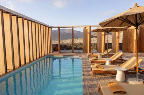 Villa - Vue Mer et Piscine Privéeの敷地内または近くにあるプール