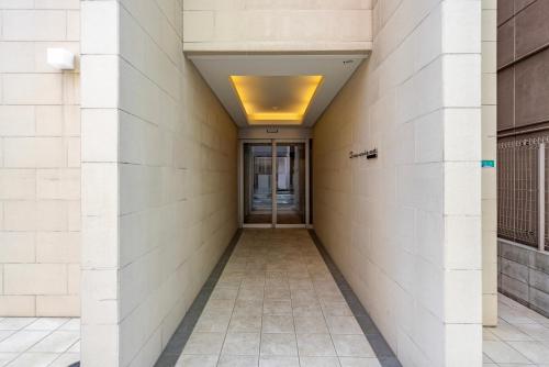 Hotel Namba East 703