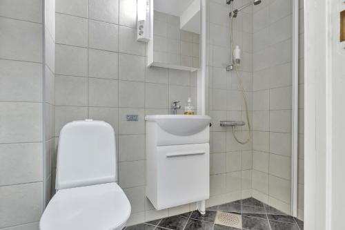 Et badeværelse på Cozy Studio Retreat