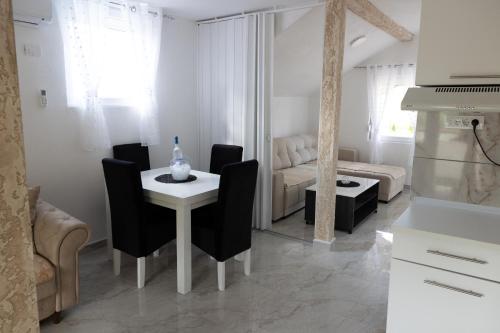 Fotografie z fotogalerie ubytování Apartmani Dejavu na Drini v destinaci Ljubovija