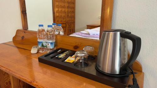 Tetera y cafetera en Dalyan YUNUS HOTEL