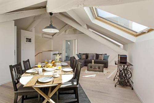 Aura Apartments by Halldis