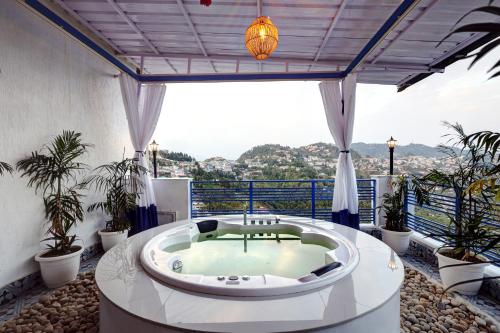 Nespecifikovaný výhled na hory nebo výhled na hory při pohledu z bed and breakfast
