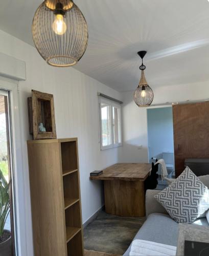 Aljezur Luxery Container home
