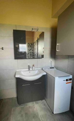 Ένα μπάνιο στο Sunrise apartment