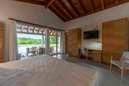 Ένα ή περισσότερα κρεβάτια σε δωμάτιο στο Reverence Villas Carballal