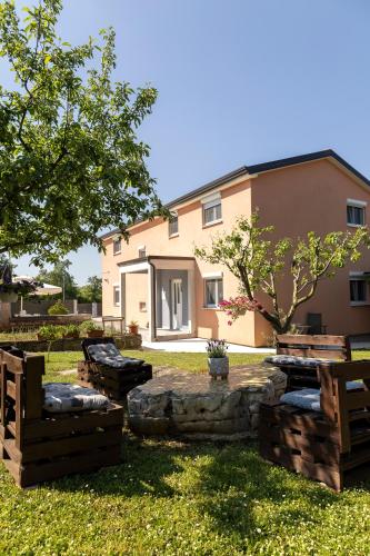 Apartmani Marina & Ana