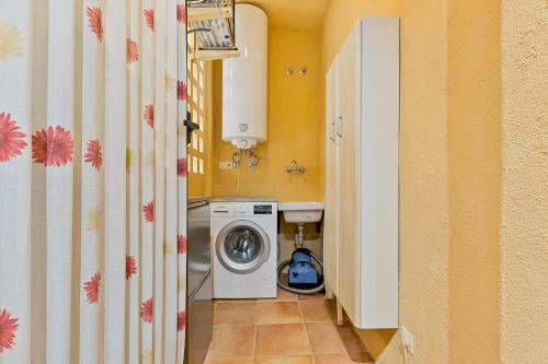 Pilar Luxury Apartment photo 32