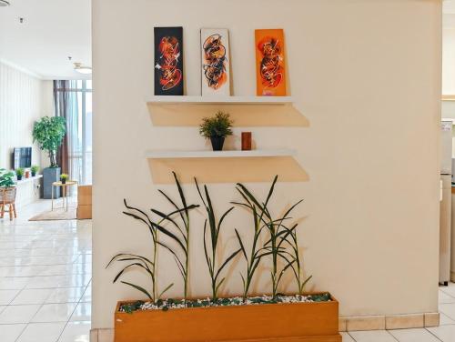 ジャカルタにあるLarge 2BR Ambassador 2 Apt with Pool Gym WiFi by 2ndHomeのギャラリーの写真