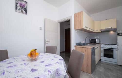 Cozy Apartment In Rabac With Wifi