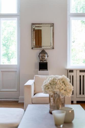 120 sqm Historic Design Apartment Savignyplatz near Ku'damm photo 26