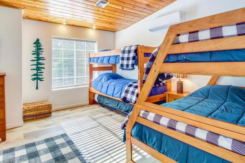 a bunk bed room with two bunk beds at Walk to City Park Family-Friendly Show Low Home in Show Low