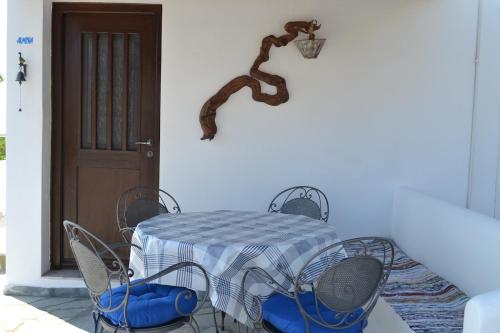 Traditional island house Almira