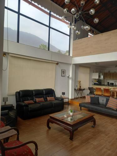Χώρος καθιστικού στο Nice country house with pool and beautiful view