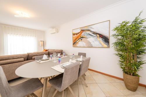 Exclusive Villa - Game Room - Home Cinema - BBQ - AC - Wi-Fi