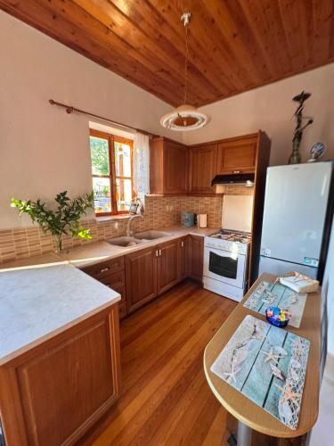 Dapur atau dapur kecil di Olive Stone