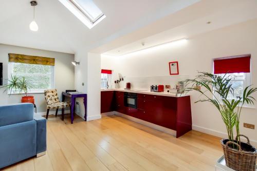 Residences at The Gyle - London photo 89