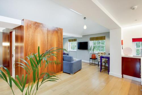 Residences at The Gyle - London photo 87